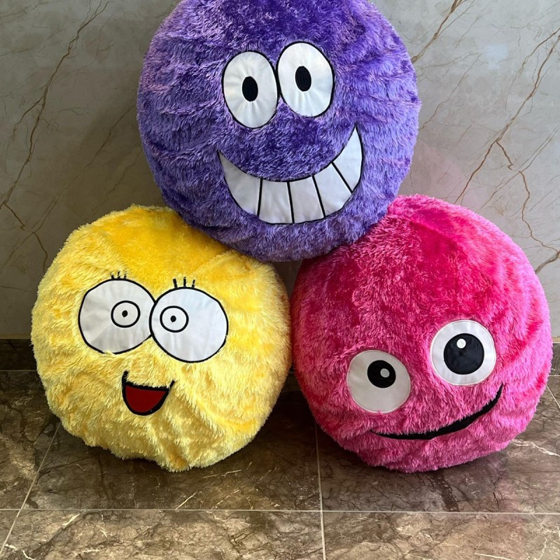 70 cm Soft Stuffed Plush Balls Pet Chew Squeake 70 cm Soft Stuffed Plush Balls Pet Chew Squeake